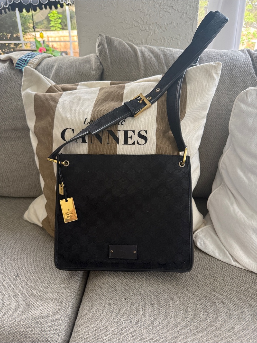 Gucci Black Crossbody Shoulder Bag with Gold Hardware vintage